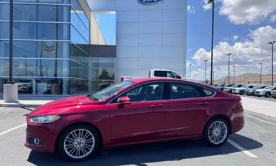 2014 Ford Fusion SE