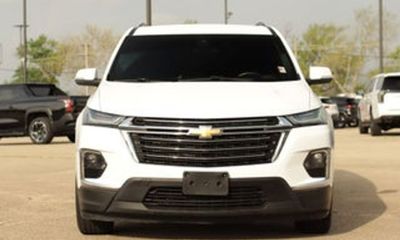 2023 Chevrolet Traverse LT