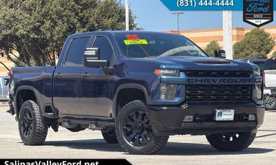 2022 Chevrolet Silverado HD Custom