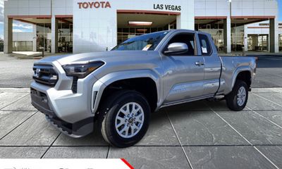 2026 Toyota Tacoma SR5 Xtracab