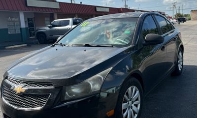 2011 Chevrolet Cruze LS