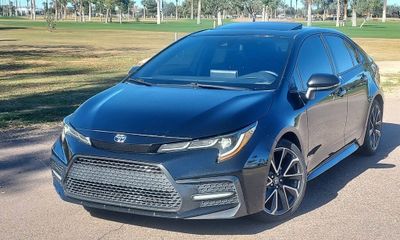 2020 Toyota Corolla SE CVT W