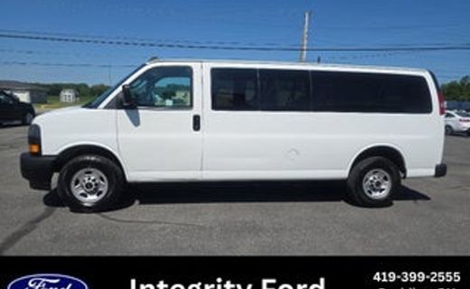 2023 GMC Savana LS EXT