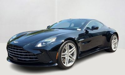 2025 Aston Martin Vantage