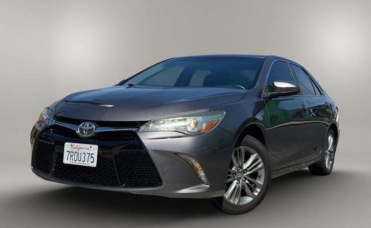 2016 Toyota Camry SE