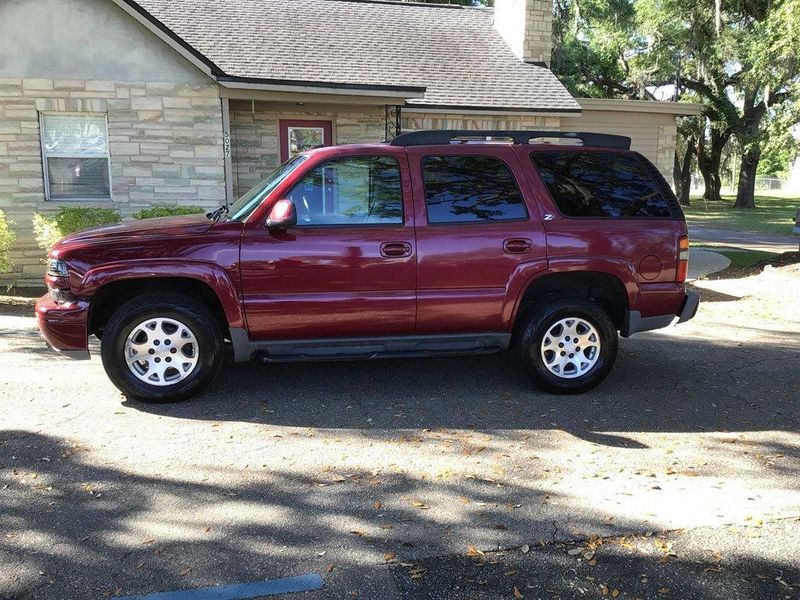 2004 Chevrolet Tahoe — a typically priced live listing