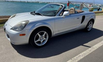 2002 Toyota MR2 Spyder
