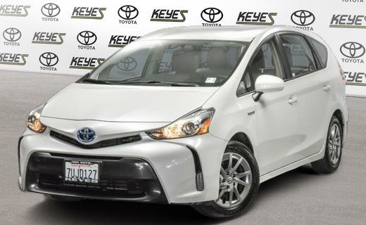 2017 Toyota Prius V Three