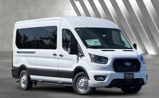 2026 Ford Transit Medium Roof