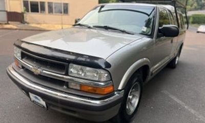 2003 Chevrolet S-10 Pickup
