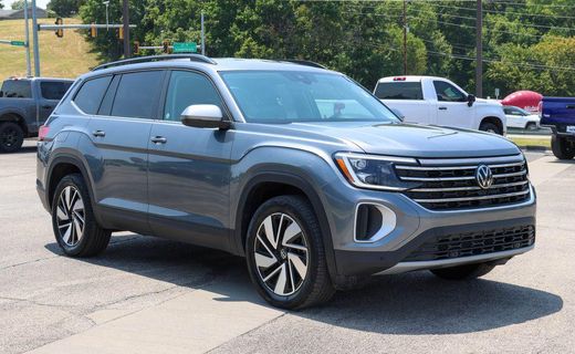 2025 Volkswagen Atlas SE
