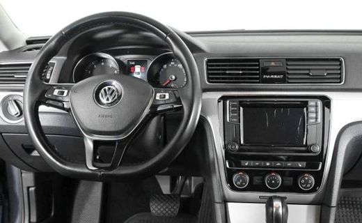 2019 Volkswagen Passat Wolfsburg
