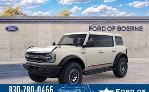 2026 Ford Bronco Outer Banks