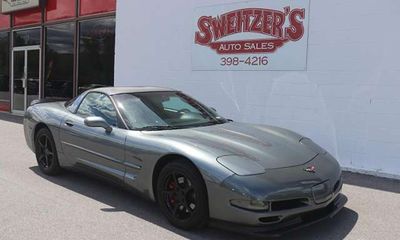 2004 Chevrolet Corvette Coupe