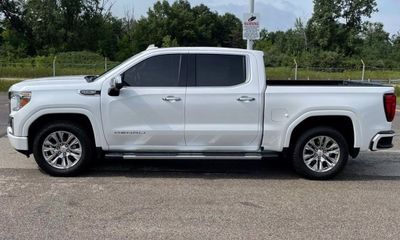 2020 GMC Sierra Denali