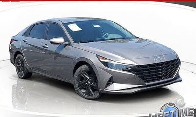 2023 Hyundai Elantra SEL