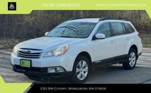 2010 Subaru Outback Base