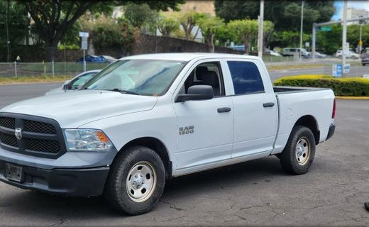 2018 Ram 1500 ST