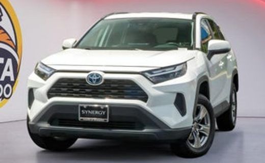 2022 Toyota RAV4 XLE