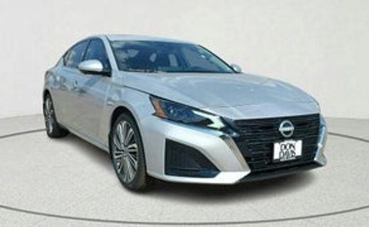 2023 Nissan Altima SV