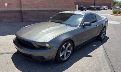 2010 Ford Mustang V6 Premium Coupe