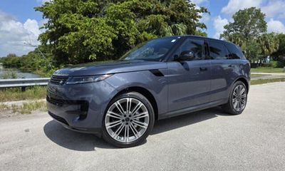 2026 Land Rover Range Sport P360 SE