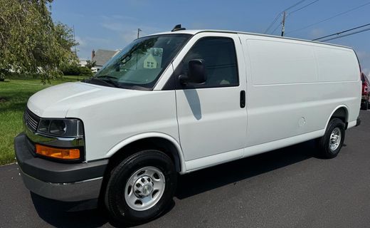 2025 Chevrolet Express EXT