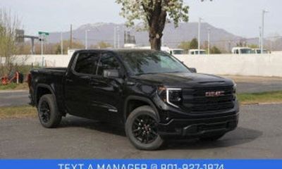 2025 GMC Sierra Elevation