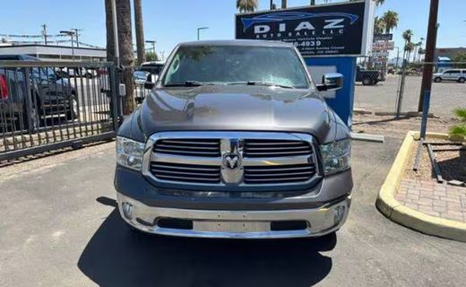2016 Ram 1500 SLT