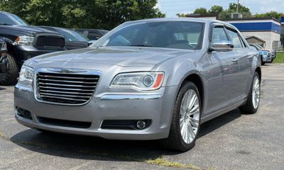 2011 Chrysler 300 Limited