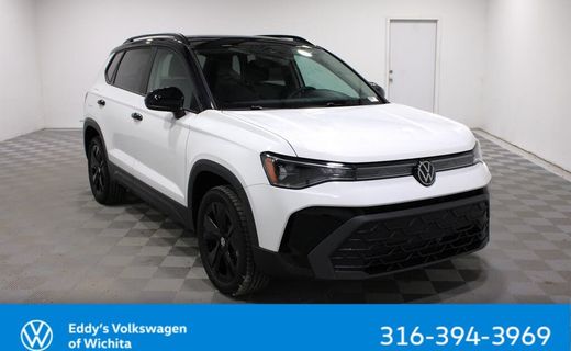 2026 Volkswagen Taos SE Black