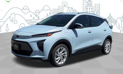 2023 Chevrolet Bolt EUV LT