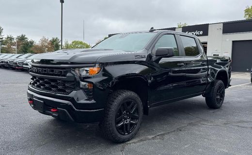 2023 Chevrolet Silverado Trail Boss Custom