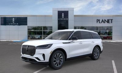 2026 Lincoln Aviator Base