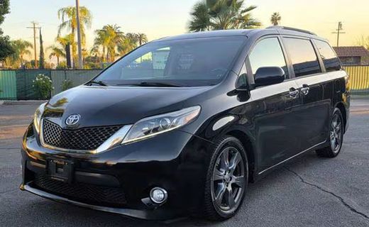 2017 Toyota Sienna