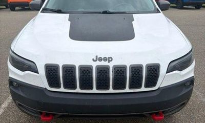 2020 Jeep Cherokee Trailhawk