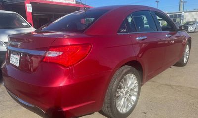 2011 Chrysler 200 Limited Touring Convertible