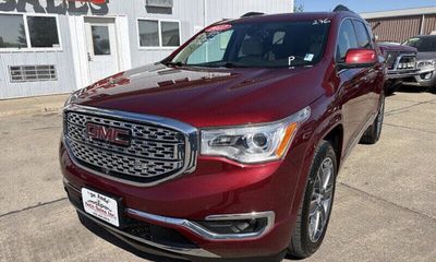 2017 GMC Acadia Denali