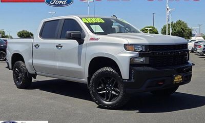 2021 Chevrolet Silverado Trail Boss Custom