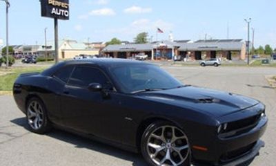 2015 Dodge Challenger SXT