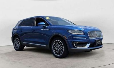 2020 Lincoln Nautilus Reserve