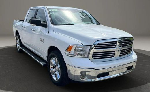 2018 Ram 1500 SLT
