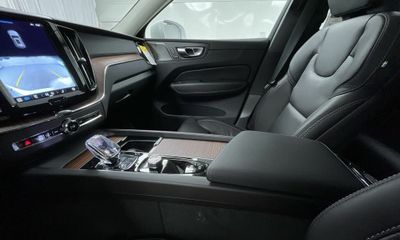 2023 Volvo XC60 Ultimate Bright