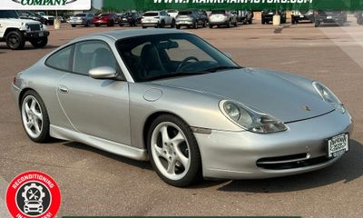 2000 Porsche 911 Carrera
