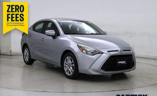 2017 Toyota Yaris IA Base