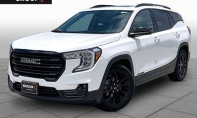 2023 GMC Terrain SLT