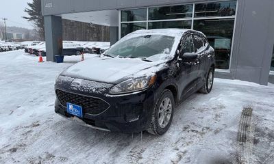 2021 Ford Escape SE Fhev