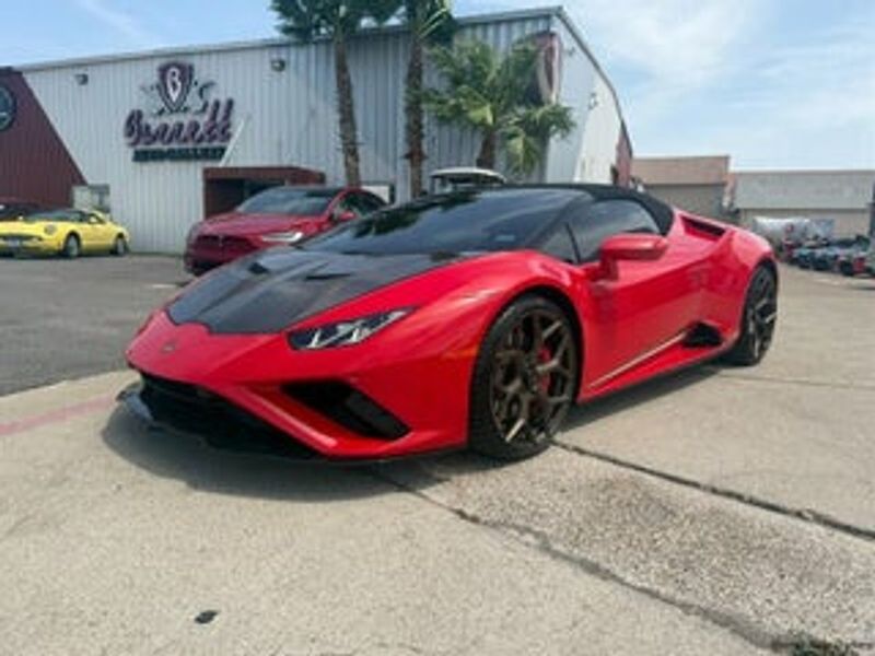 2021 Lamborghini Huracan — a typically priced live listing