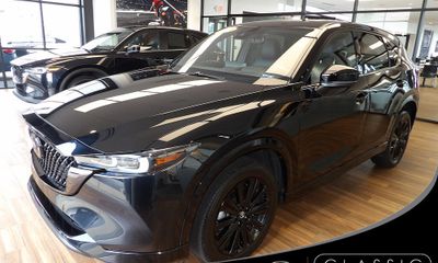 2024 Mazda CX-5 Premium Package