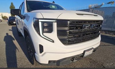 2022 GMC Sierra Elevation